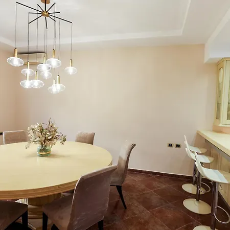 Private With Garden And Comfort - Close To Center Willa Tirana