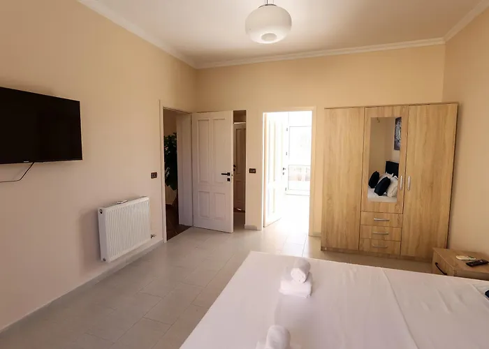 Private With Garden And Comfort - Close To Center * Tirana