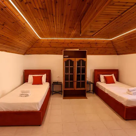 Villa Private With Garden And Comfort - Close To Center
